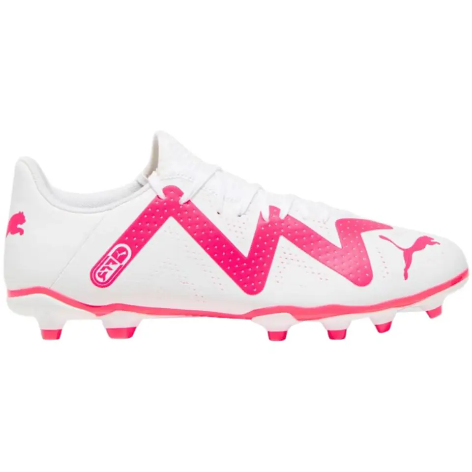 ⁨Buty piłkarskie Puma Future Play FG/AG M 107377 (kolor Biały, rozmiar 42.5)⁩ w sklepie Wasserman.eu