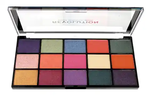 ⁨Makeup Revolution Eyeshadow Palette Reloaded Passion for Colour (15) 1pcs⁩ at Wasserman.eu