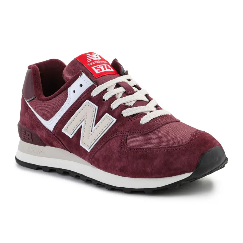 ⁨Buty New Balance U574 (kolor Czerwony, rozmiar EU 42.5)⁩ w sklepie Wasserman.eu