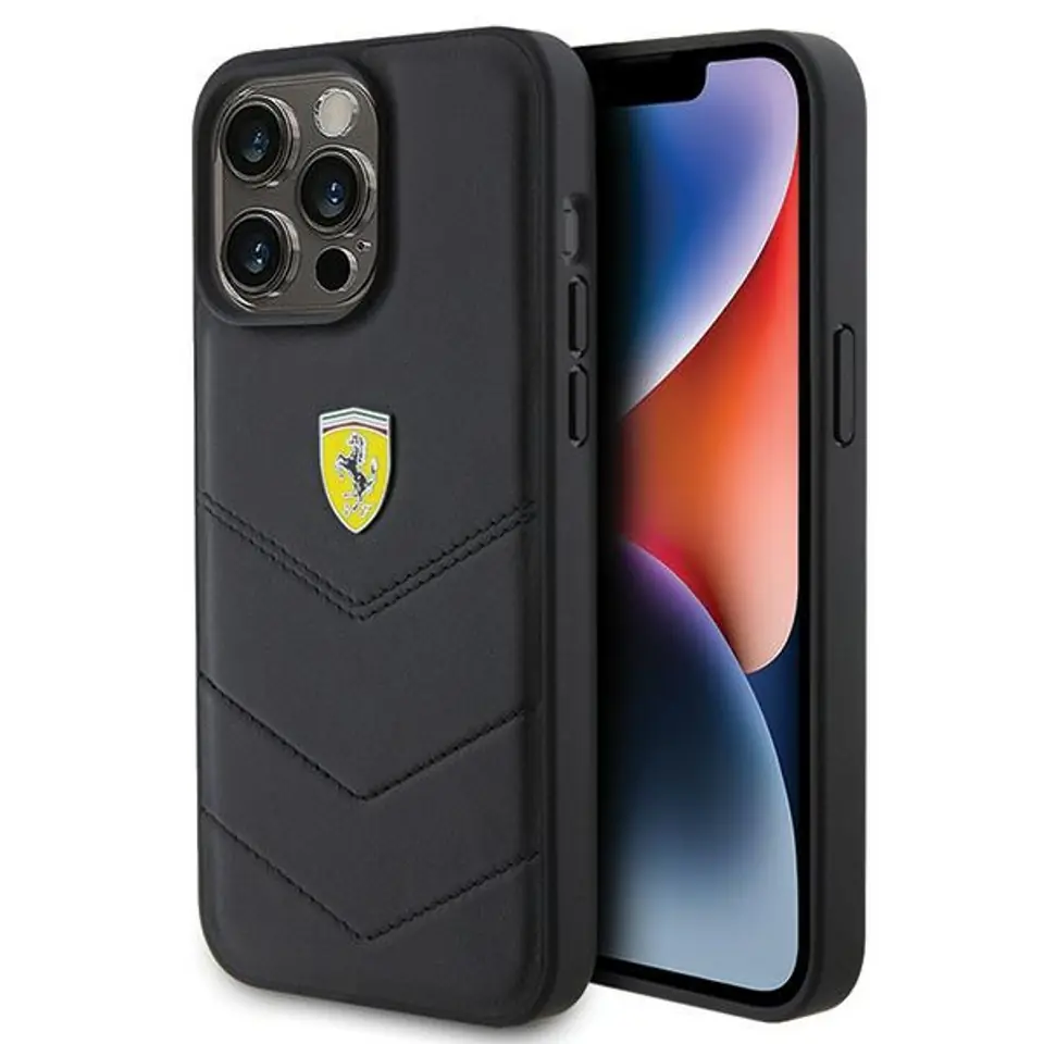 ⁨Ferrari FEHCP15XRDUK iPhone 15 Pro Max 6.7" czarny/black hardcase Quilted Metal Logo⁩ w sklepie Wasserman.eu