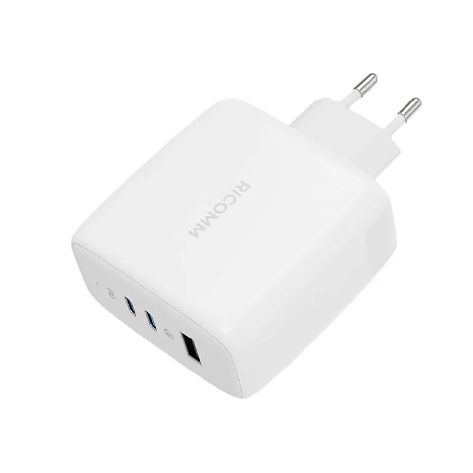 ⁨Ładowarka sieciowa 120W GaN Ricomm RC1201 EU, 1xUSB-A, 2xUSB-C + kabel USB-C 2.1m⁩ w sklepie Wasserman.eu