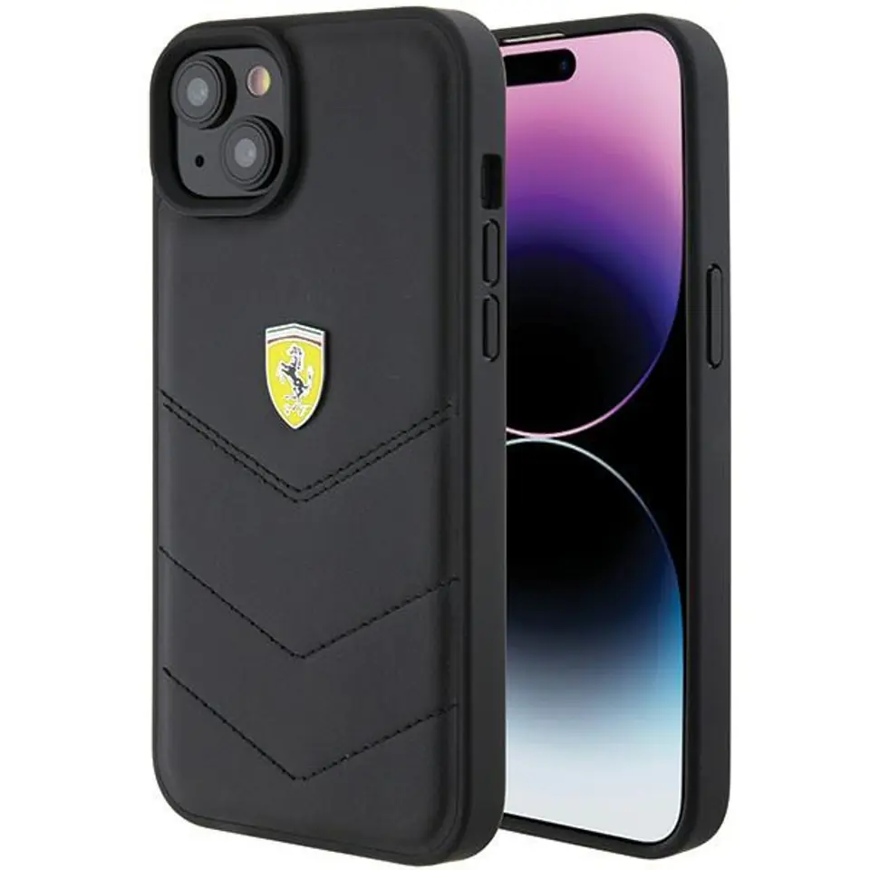 ⁨Ferrari FEHCP15MRDUK iPhone 15 Plus 6.7" czarny/black hardcase Quilted Metal Logo⁩ w sklepie Wasserman.eu