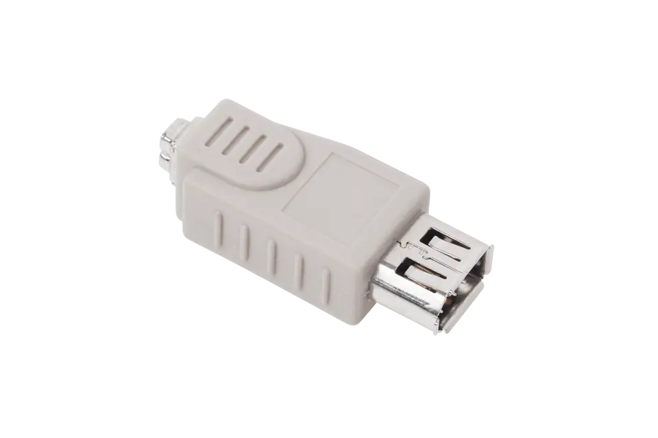 ⁨Connector IEE 1394 6P gn.-4p gn.⁩ at Wasserman.eu