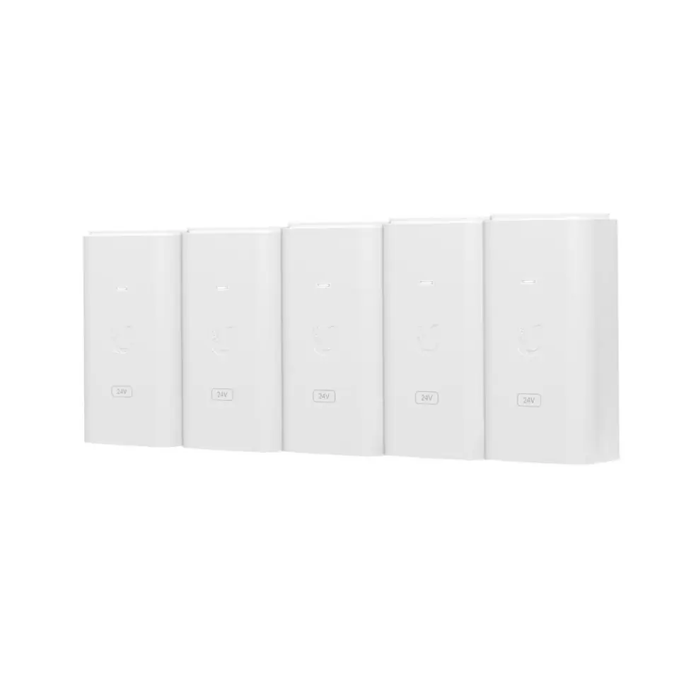 ⁨UBIQUITI :: (POE-24-24W-5P) PoE 24VDC 1A, for Carrier Instalations (earth grounding/ESD protection) GigaBit 5-pack⁩ at Wasserman.eu