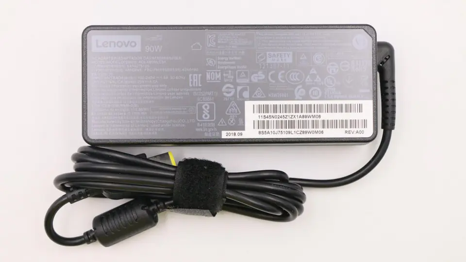 ⁨Lenovo 90W Lenovo laptop charger,⁩ w sklepie Wasserman.eu