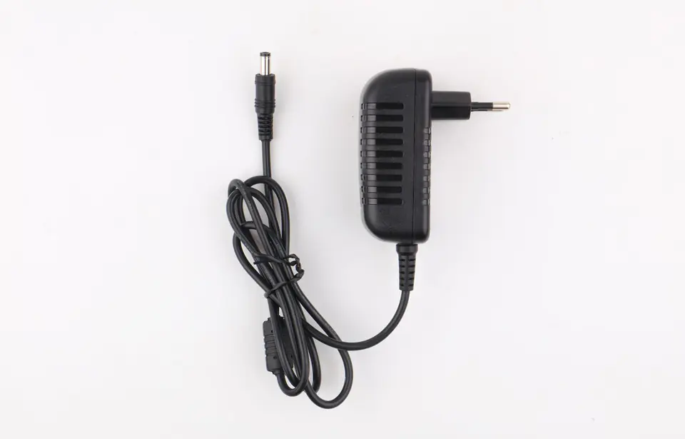 ⁨CoreParts Power Adapter 24W 12V 2A⁩ w sklepie Wasserman.eu