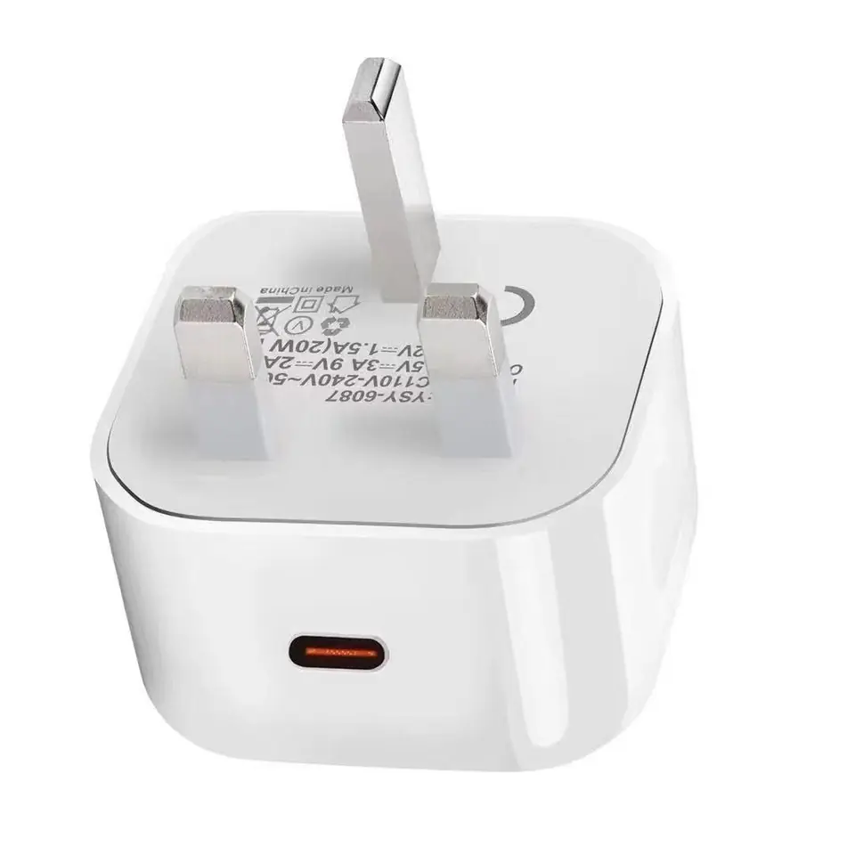 eSTUFF Home Charger UK PD 20W w sklepie Wasserman.eu