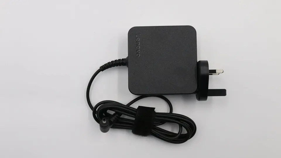 ⁨Lenovo 65W AC adapter for Lenovo⁩ w sklepie Wasserman.eu