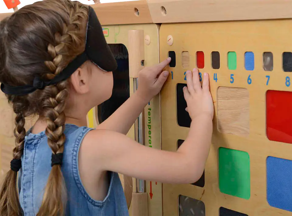 ⁨CLASSIC WORLD Drewniana Układanka Jajka Dinozaurów⁩ w sklepie Wasserman.eu