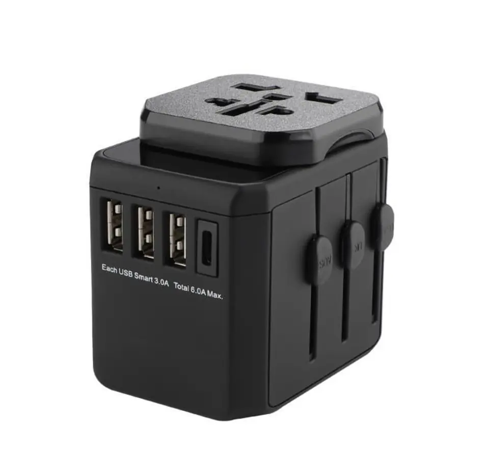 ⁨MicroConnect World Travel Adapter, 3 USB A⁩ w sklepie Wasserman.eu