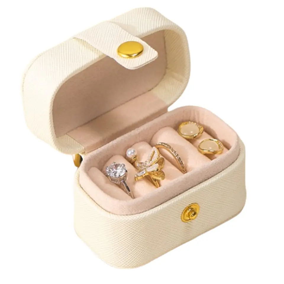 ⁨Mini szkatułka na biżuterię etui organizer PD151K⁩ w sklepie Wasserman.eu