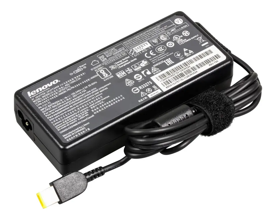 ⁨Lenovo 20V 6.75A Adapter (CMN)⁩ w sklepie Wasserman.eu