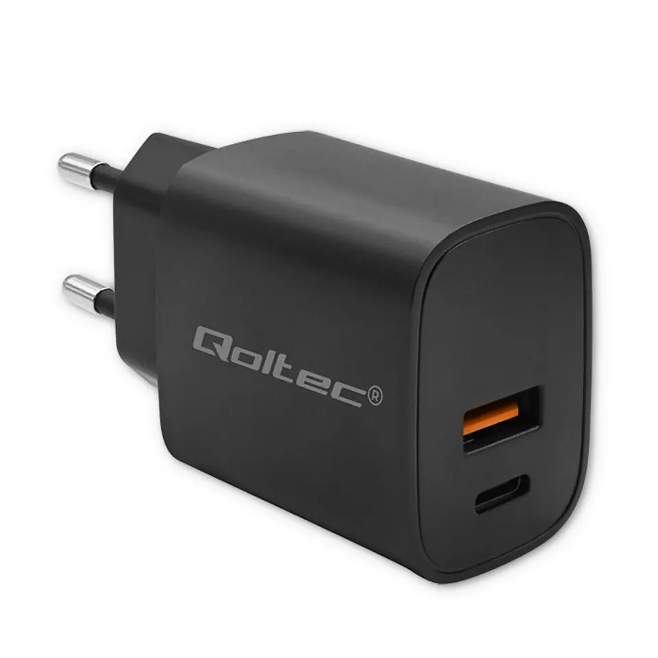 ⁨Qoltec Ładowarka GaN POWER PRO |  1xUSB-C | 1xUSB | 30W | 5-20V | 1.5-3A | Czarna⁩ w sklepie Wasserman.eu