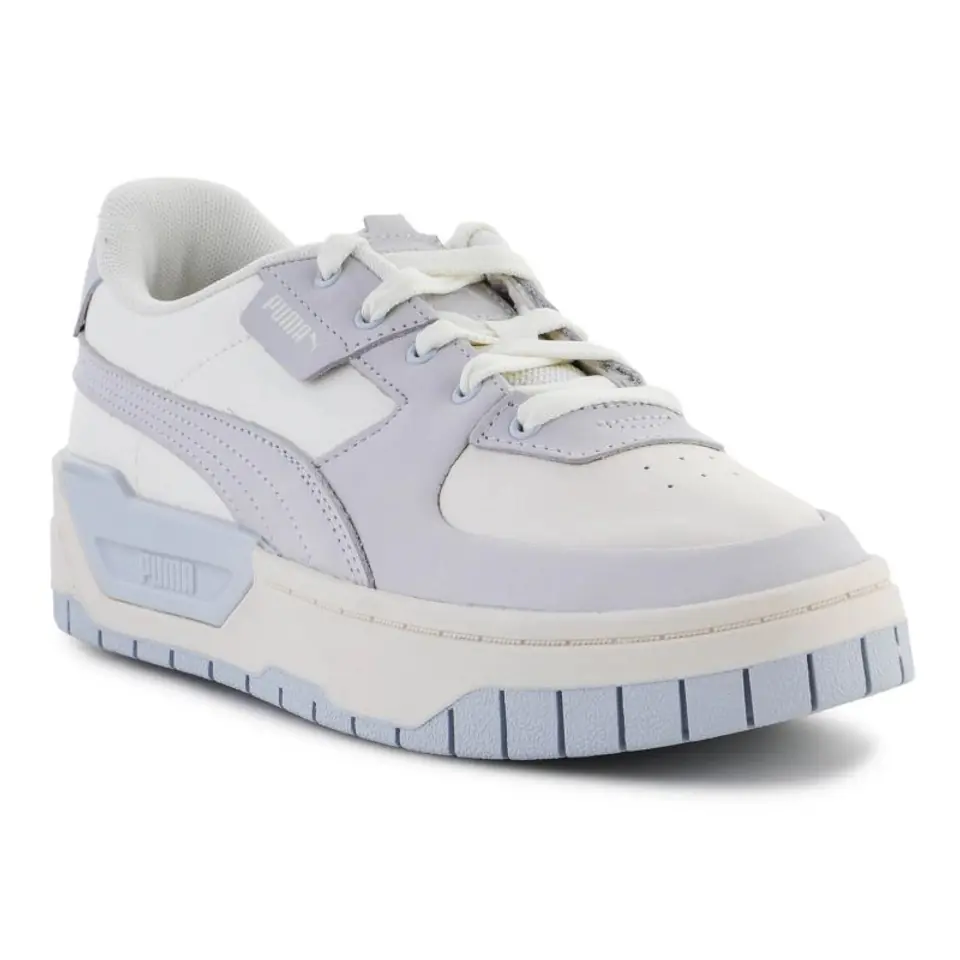 ⁨Buty Puma Cali Dream W 385597 (kolor Biały. Niebieski, rozmiar EU 38)⁩ w sklepie Wasserman.eu