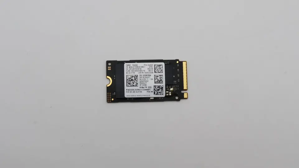 ⁨Lenovo 1TB M.2 2242 PCIe 4.0 NVMe SSD⁩ w sklepie Wasserman.eu