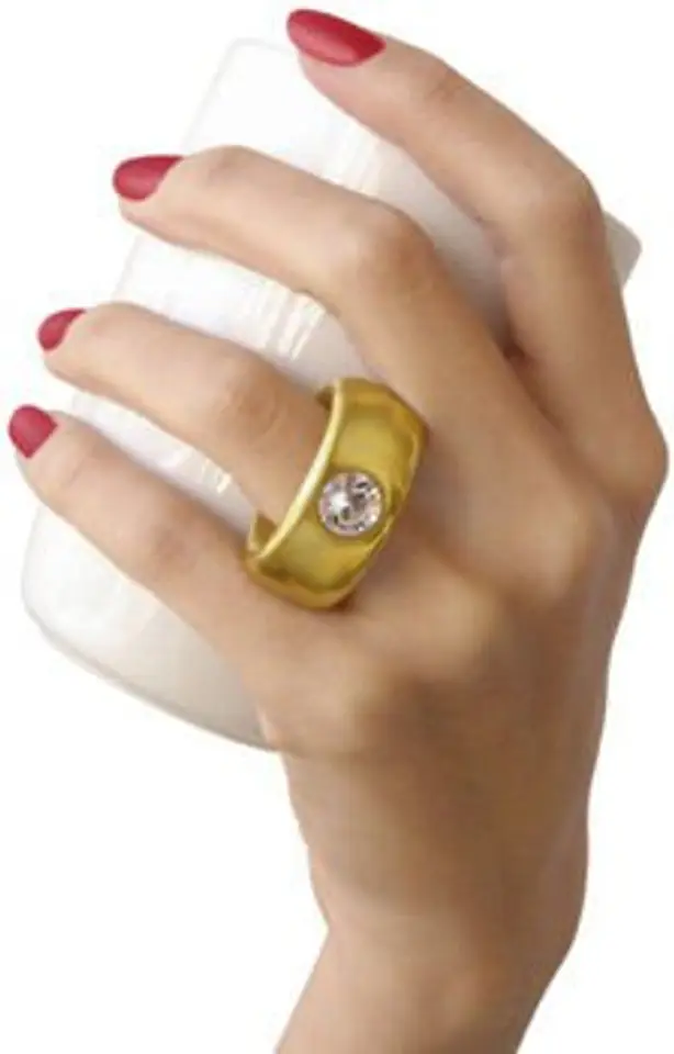 ⁨Two-carat white cup with gold ring⁩ at Wasserman.eu