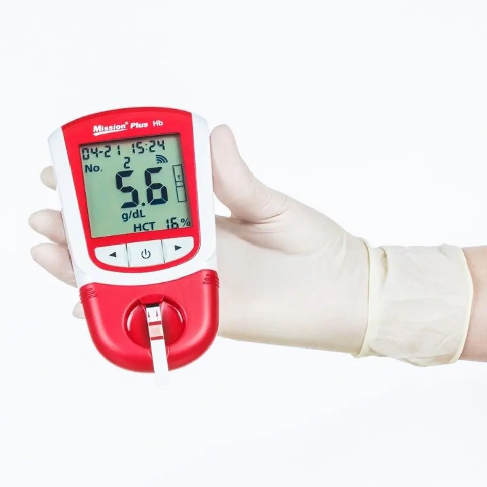 ⁨MISSION PLUS HB Analizator hemoglobiny i hematokrytu, wynik w 15 s⁩ w sklepie Wasserman.eu