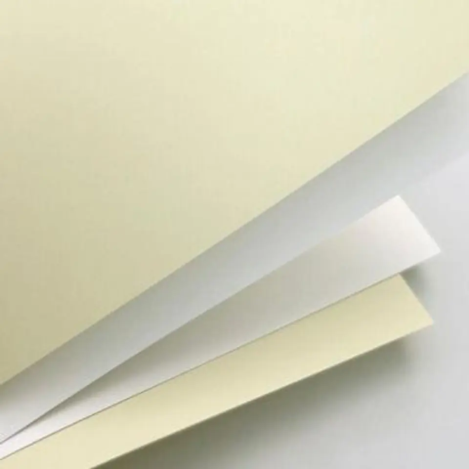 Karton ozdobny A4 Gładki kremowy 160g. (50ark.) 202822 Galeria Papieru w sklepie Wasserman.eu