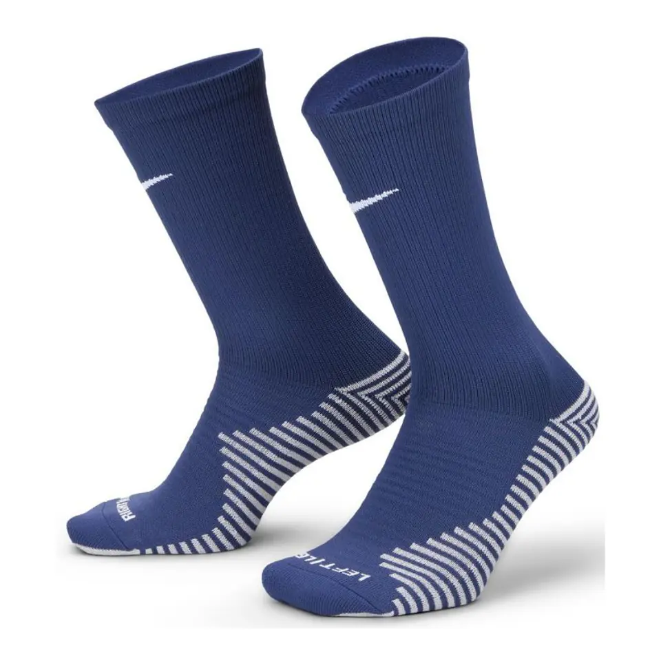 ⁨Skarpety Nike Dri-Fit Strike FZ8485 (kolor Granatowy, rozmiar L: 42-46)⁩ w sklepie Wasserman.eu
