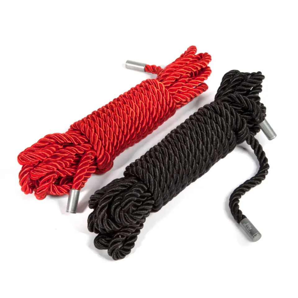 ⁨Fifty Shades of Grey Restrain Me - jedwabiste sznury 2x5 m, czarne⁩ w sklepie Wasserman.eu