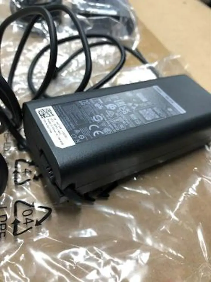 ⁨Dell 65W AC adapter for notebooks⁩ w sklepie Wasserman.eu