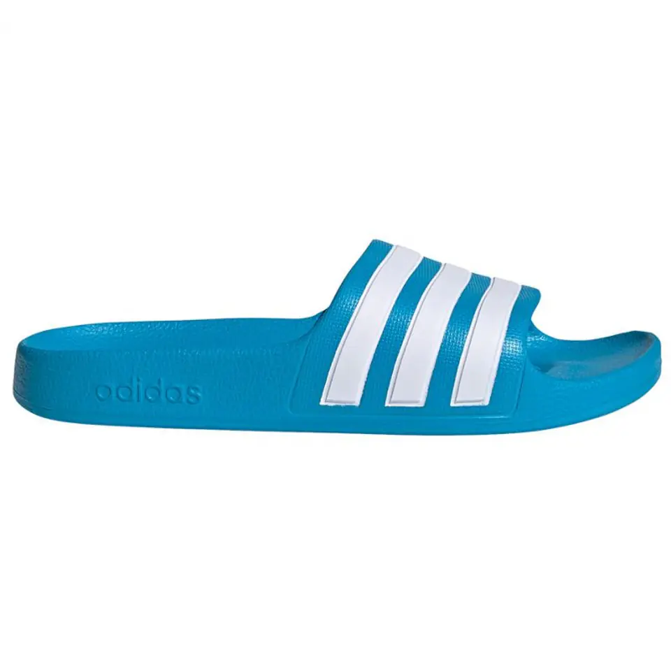 ⁨Klapki adidas adilette Aqua K FY8071 (kolor Niebieski, rozmiar 34)⁩ w sklepie Wasserman.eu