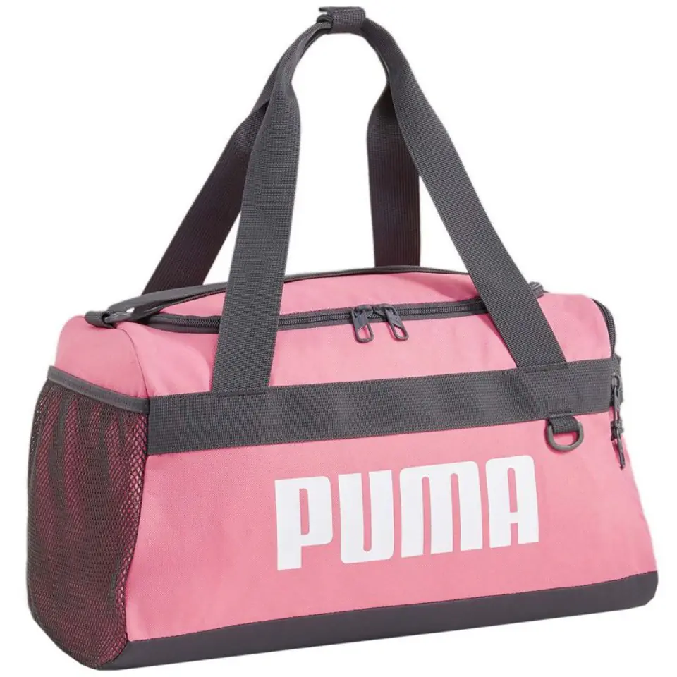 ⁨Torba Puma Challenger Duffel XS 79529 (kolor Różowy)⁩ w sklepie Wasserman.eu