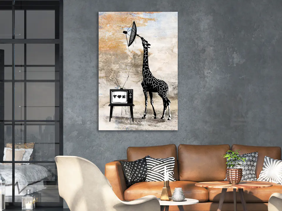 ⁨Obraz - Telewizyjna żyrafa (1-częściowy) pionowy (rozmiar 80x120, wykończenie Premium Print)⁩ w sklepie Wasserman.eu
