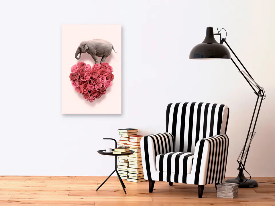 ⁨Obraz - Zakochany słoń (1-częściowy) pionowy (rozmiar 80x120, wykończenie Standard)⁩ w sklepie Wasserman.eu