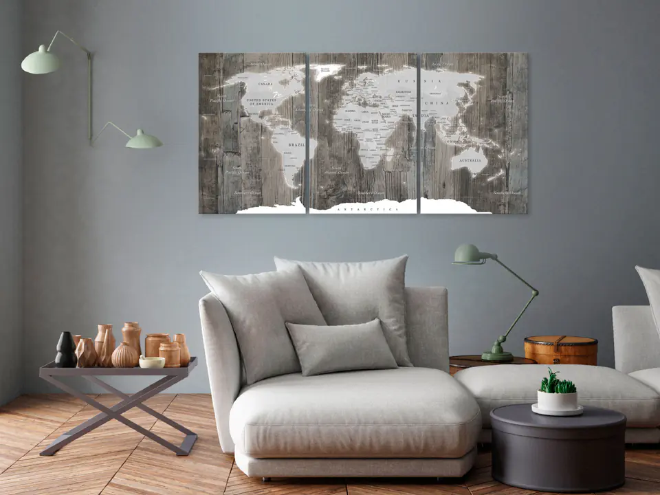 ⁨Obraz - Mapa świata: Drewniany świat (3-częściowy) (rozmiar 120x60, wykończenie Premium Print)⁩ w sklepie Wasserman.eu