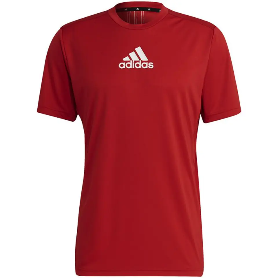 ⁨Koszulka adidas Primeblue Designed To Move Sport 3-Stripes Tee M (kolor Czerwony, rozmiar XL)⁩ w sklepie Wasserman.eu