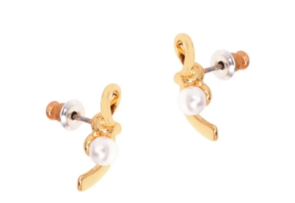 ⁨Pearl stick earrings (P8656AU)⁩ at Wasserman.eu