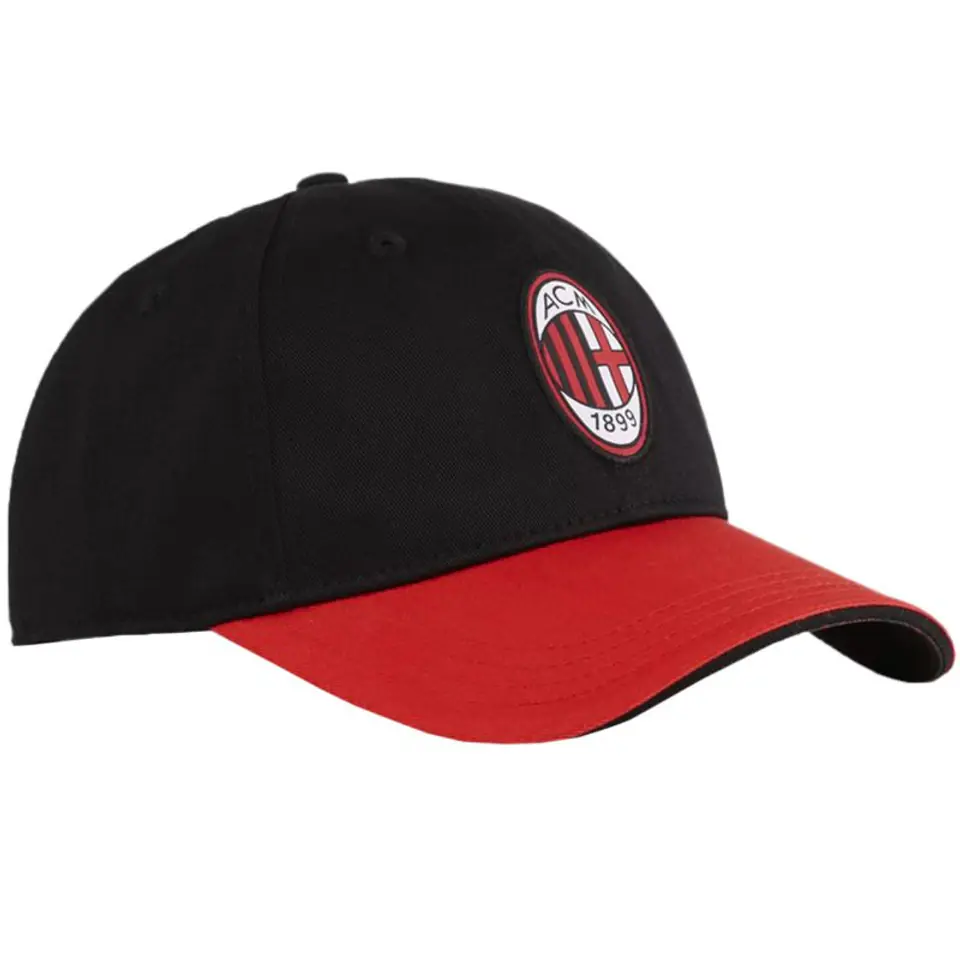 ⁨Czapka z daszkiem Puma AC Milan Fan BB 025035 (kolor Czarny. Czerwony, rozmiar Senior)⁩ w sklepie Wasserman.eu