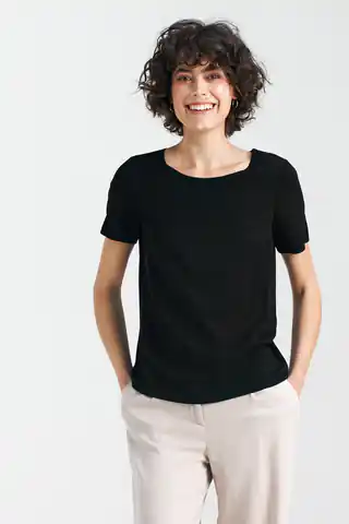 ⁨Bluzka basic z krótkim rękawem - czarny - B160 (kolor czarny, rozmiar 36)⁩ w sklepie Wasserman.eu