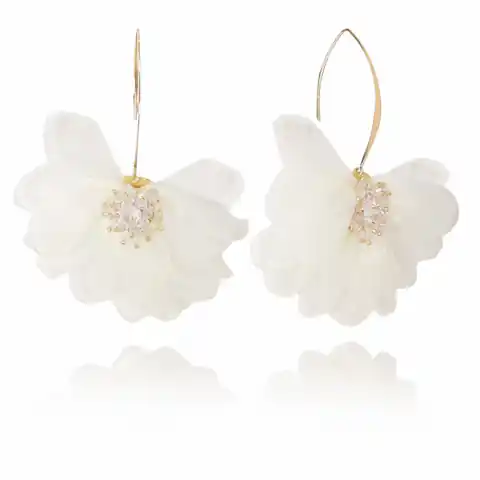 ⁨Kolczyki wiszące z kryształkami tiulowe białe kwiaty 10x8cm K1675B⁩ w sklepie Wasserman.eu