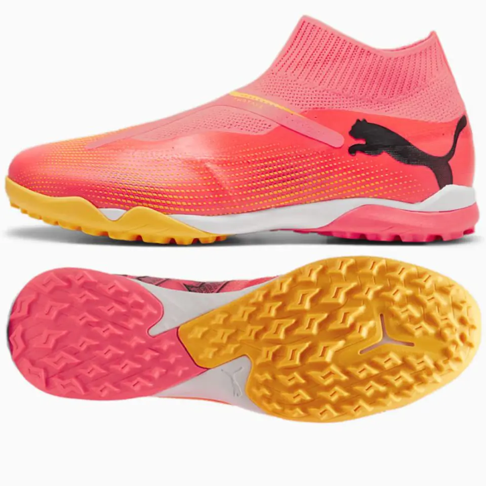 ⁨Buty Puma Future 7 Match+ LL TT M 107713 (kolor Różowy, rozmiar 45)⁩ w sklepie Wasserman.eu