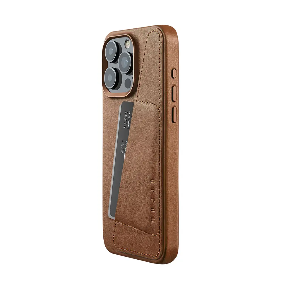 ⁨Mujjo Full Leather Wallet Case - etui skórzane do iPhone 15 Pro Max kompatybilne z MagSafe (tan)⁩ w sklepie Wasserman.eu