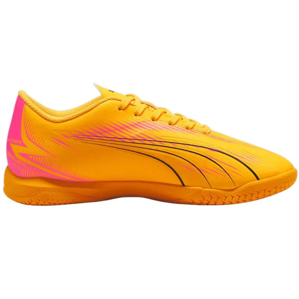 ⁨Buty piłkarskie Puma Ultra Play IT Jr 107780 (kolor Pomarańczowy, rozmiar 32.5)⁩ w sklepie Wasserman.eu