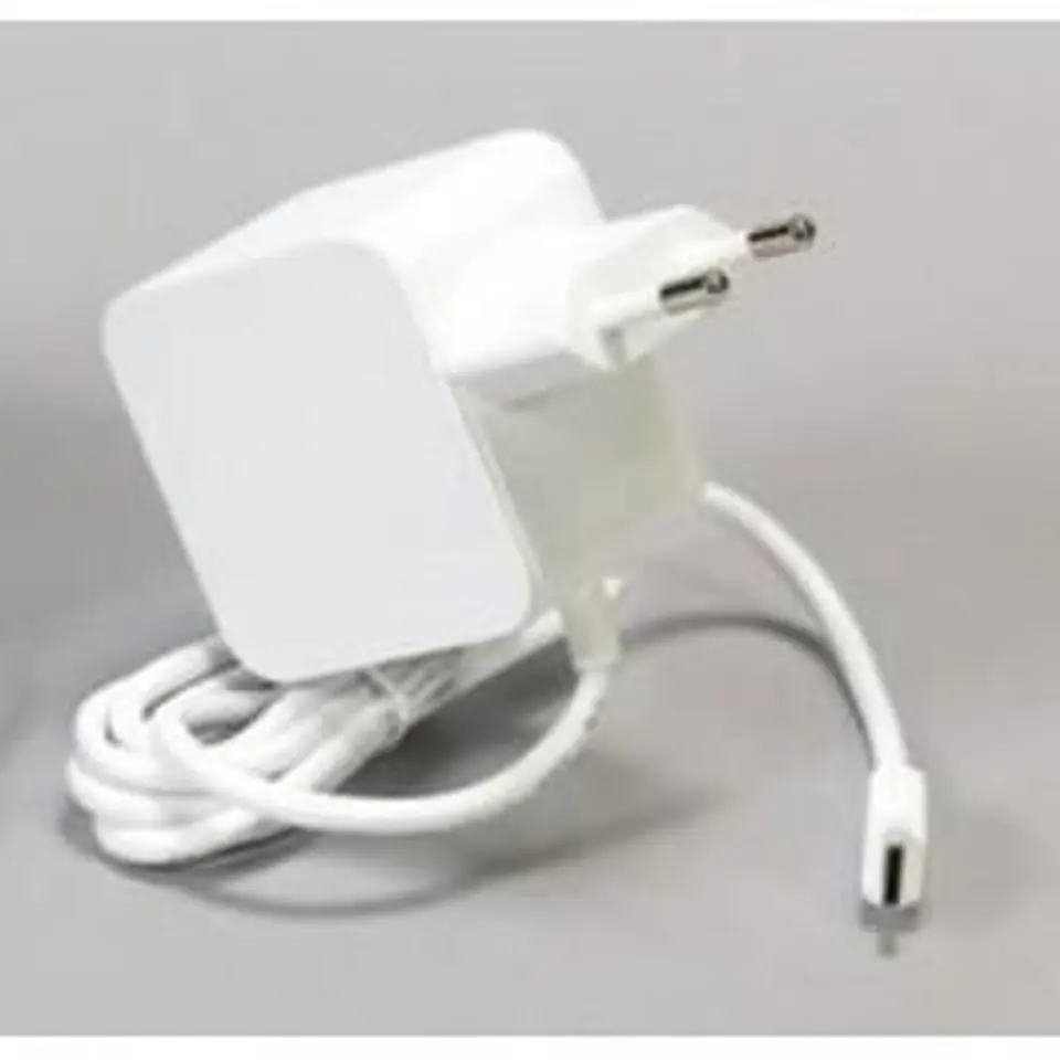 ⁨Raspberry Pi 27W USB-C Power Supply White EU⁩ at Wasserman.eu