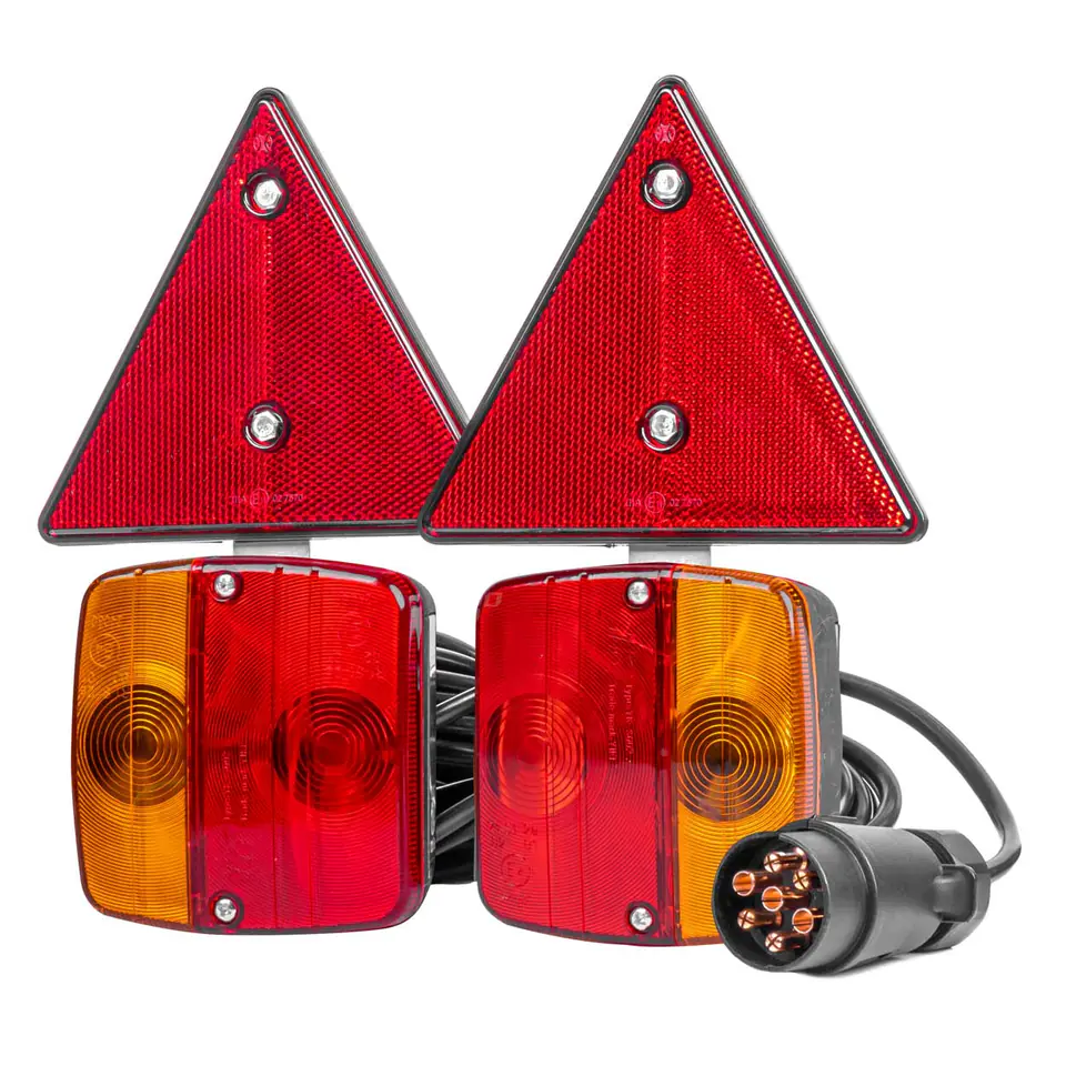 ⁨Rear lamps for trailer mounted on magnet⁩ at Wasserman.eu