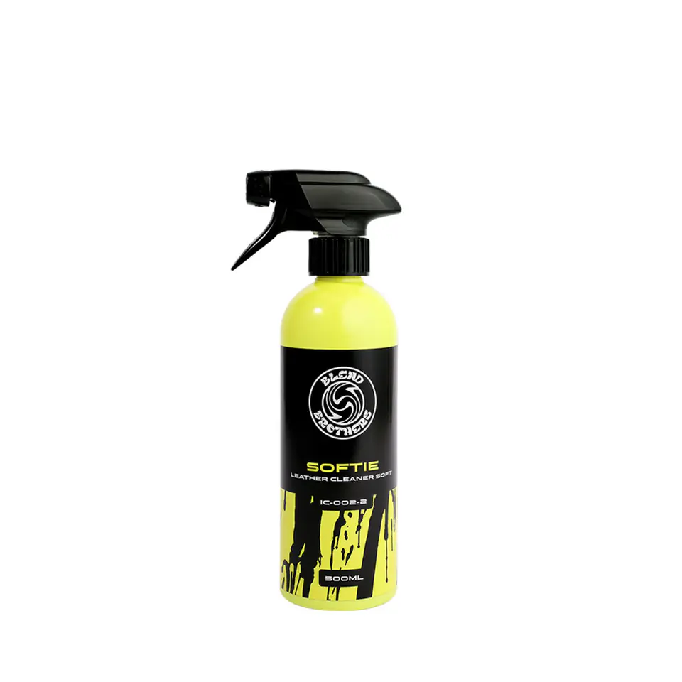 ⁨Blend Brothers SOFTIE Leather Cleaner 500ml - środek do czyszczenia skóry⁩ w sklepie Wasserman.eu