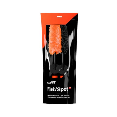 ⁨CarPro FlatSpot Wheel Brush Set 2szt - zestaw 2 szczotek do czyszczenia felg⁩ w sklepie Wasserman.eu