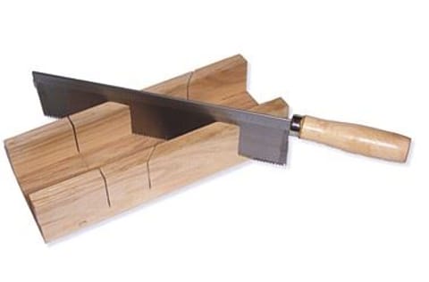PIŁA RĘCZNA Z KORYTKIEM UKOŚNICA 250 mm w sklepie Wasserman.eu