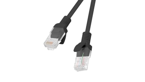 ⁨Kabel krosowy patchcord U/UTP kat.5e 1m czarny PCU5-10CC-0100-BK⁩ w sklepie Wasserman.eu