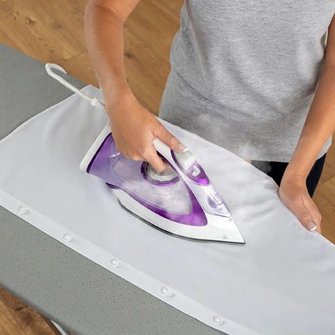 ⁨Morphy Richards 302000 Turbo Glide 2800W Steam Iron Purple, White⁩ at Wasserman.eu