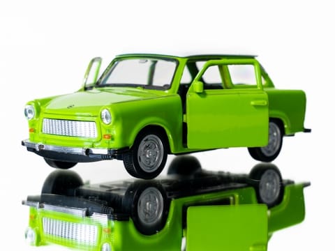 ⁨WELLY TRABANT 601 1:34 SAMOCHÓD KOLEKCJONERSKI⁩ w sklepie Wasserman.eu