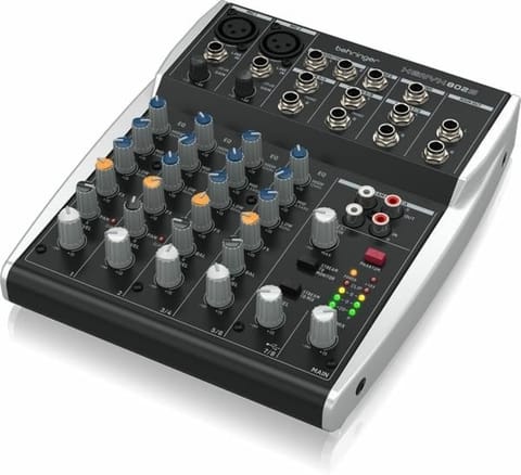 ⁨Behringer XENYX 802S - analogue audio mixer⁩ at Wasserman.eu