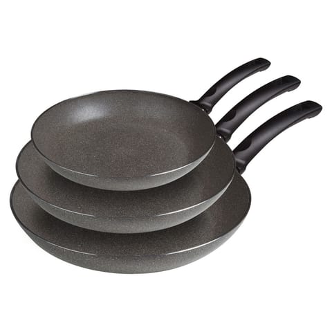 ⁨Set of 3 pans⁩ at Wasserman.eu