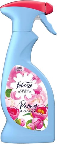 ⁨Febreze Fabric Refresher Peony&Cedar Odświeżacz do Tekstyliów 500 ml⁩ w sklepie Wasserman.eu