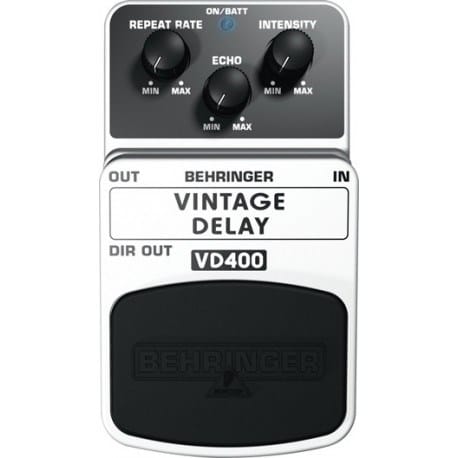 ⁨Behringer VD400 effects pedal⁩ at Wasserman.eu